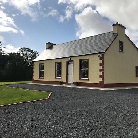 Droíchead an Chláir Joes Cottage מראה חיצוני תמונה