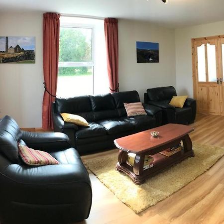 Droíchead an Chláir Joes Cottage מראה חיצוני תמונה
